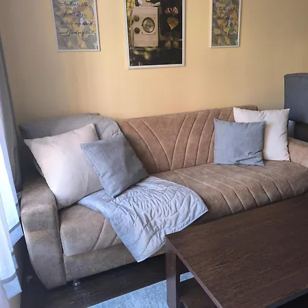 Mountain Escape - 1 Bedroom, Near Gondola, Free Parking Апартамент *