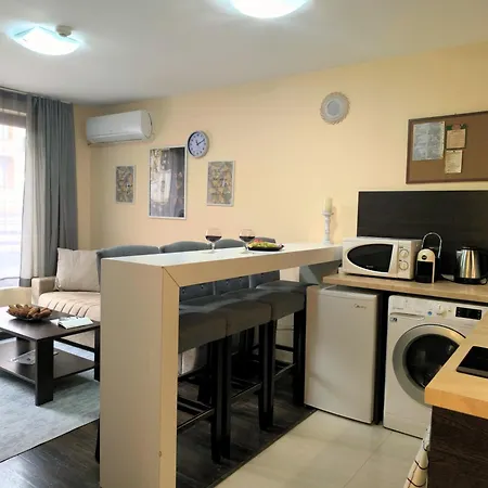 Апартамент Mountain Escape - 1 Bedroom, Near Gondola, Free Parking